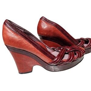 Taryn Rose Leather Wedges Vintage Size 8 Designer Brown Italian